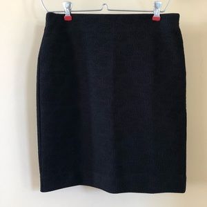 LOFT black pencil skirt